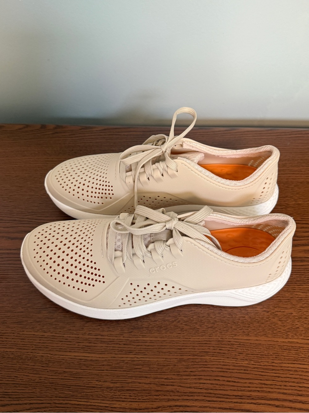 CROCS Women’s LiteRide 360 Pacer Sneakers in Cream with Orange Insole 10 Wide - Picture 6 of 7